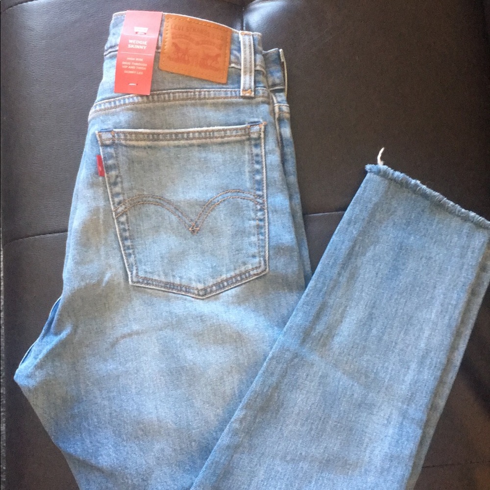 Levi’s wedgie skinny